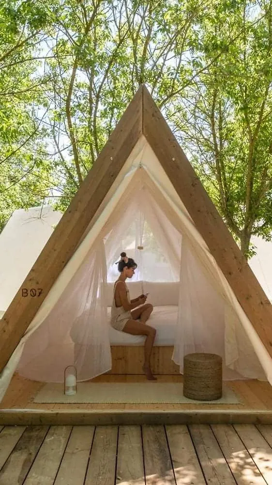 Guest House Adilaj Berati Campismo de Luxo